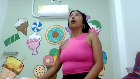 pamelaskiny20 online show from 19, 4, 2026