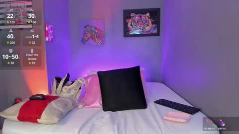 Snapshot of pammelaross chatting on 3, 10, 2025 Pammela online show from 3, 10, 2025