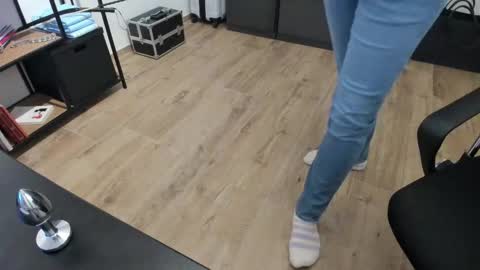 pampersandspanking online show from 11, 2, 2026