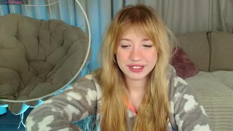 Snapshot of pampy_18 chatting on 4, 4, 2026 Lina online show from 4, 4, 2026