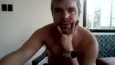 Snapshot of panchomadrid chatting on 2, 4, 2026 Pancho Madrid online show from 2, 4, 2026