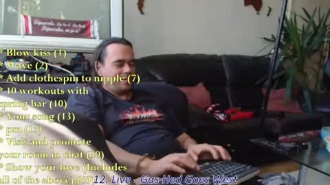 Snapshot of pannenkoekenkeizer chatting on 8, 4, 2026 Chris online show from 8, 4, 2026