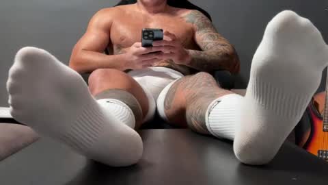 Snapshot of panther_style chatting on 18, 4, 2026 Oleg online show from 18, 4, 2026