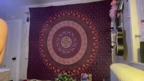 Pantiesofthefae online show from 30, 1, 2025