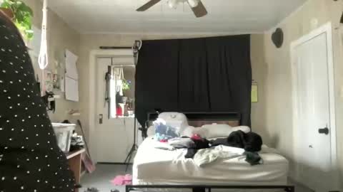 Pantiesofthefae online show from 3, 2, 2025