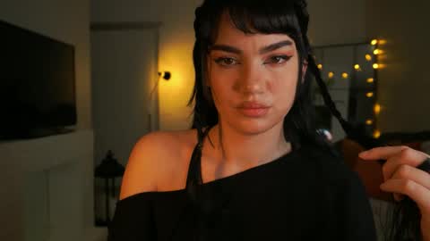 Snapshot of pantykrist chatting on 10, 10, 2025 Kristina Kriss online show from 10, 10, 2025
