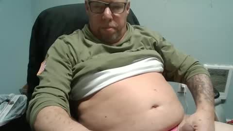 Snapshot of pantyslut50s chatting on 18, 3, 2026 daddyinpanties online show from 18, 3, 2026