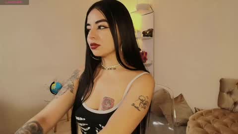 Snapshot of pao2c_ chatting on 25, 5, 2026 PAOLA IM INDEPENDENT MODEL online show from 25, 5, 2026