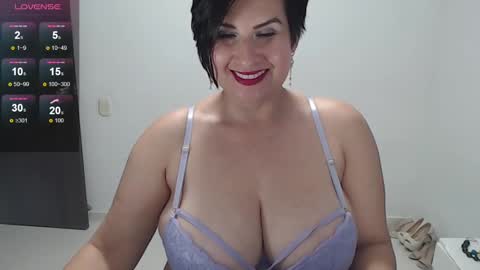 Snapshot of paola_williams chatting on 28, 2, 2025 Paola Williams online show from 28, 2, 2025