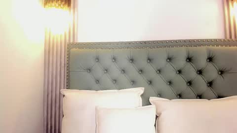 Snapshot of paolab_g chatting on 12, 3, 2025 online show from 12, 3, 2025