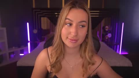 Lia online show from 27, 2, 2025