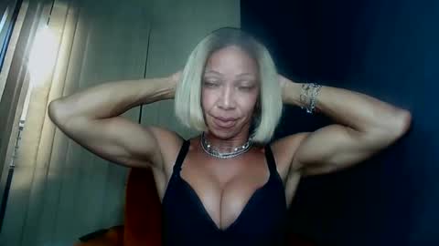 Snapshot of paolla_23cm chatting on 31, 5, 2026 PAOLLA 23CM online show from 31, 5, 2026