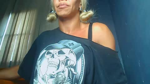 Snapshot of paolla_23cm chatting on 25, 7, 2026 PAOLLA 23CM online show from 25, 7, 2026