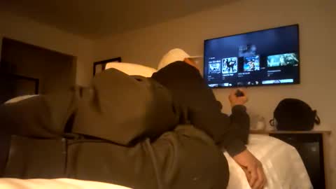 Snapshot of papilos25 chatting on 2, 12, 2025 papilos25 online show from 2, 12, 2025