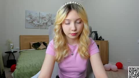 Snapshot of paradi_se chatting on 11, 3, 2026 Melena online show from 11, 3, 2026