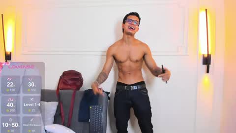 Snapshot of paradise_boy_s chatting on 22, 5, 2026 Ryan And Casper online show from 22, 5, 2026