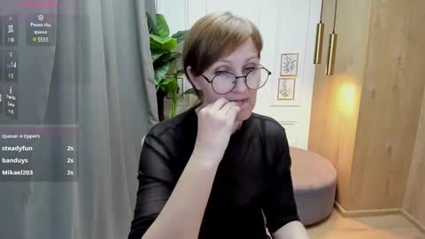 Paris online show from 12, 3, 2025