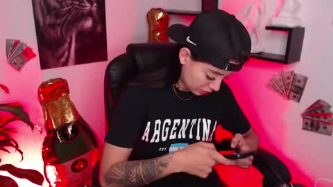 Snapshot of paris_dangelo chatting on 8, 12, 2024 Paris D angelo online show from 8, 12, 2024