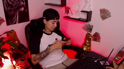 Snapshot of paris_dangelo chatting on 15, 12, 2024 Paris D angelo online show from 15, 12, 2024