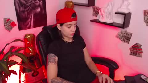 Snapshot of paris_dangelo chatting on 26, 12, 2024 Paris D angelo online show from 26, 12, 2024