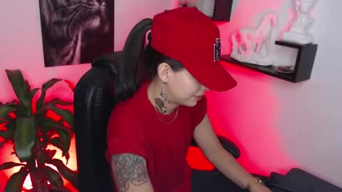 Snapshot of paris_dangelo chatting on 17, 2, 2025 Paris D angelo online show from 17, 2, 2025