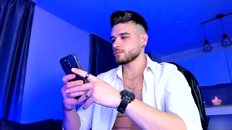 Snapshot of paris_lock chatting on 28, 12, 2024 Paris online show from 28, 12, 2024