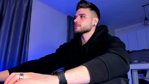 Snapshot of paris_lock chatting on 13, 2, 2025 Paris online show from 13, 2, 2025