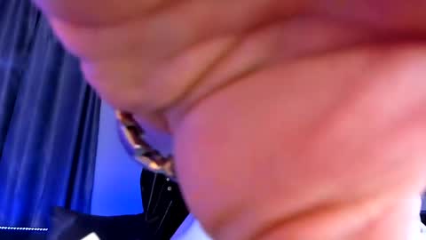 Snapshot of paris_lock chatting on 2, 3, 2025 Paris online show from 2, 3, 2025