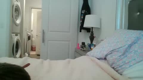 parisbaby2000 online show from 23, 10, 2025