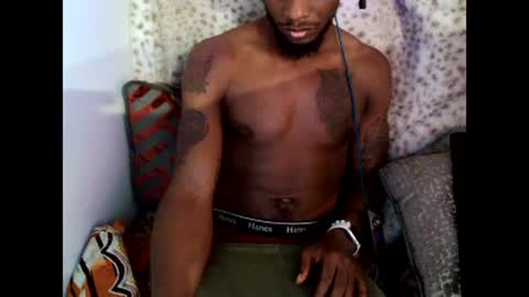 Snapshot of parlaytellio chatting on 4, 12, 2024 Parlay Tellio online show from 4, 12, 2024