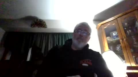 Snapshot of part86 chatting on 11, 1, 2025 part86 online show from 11, 1, 2025