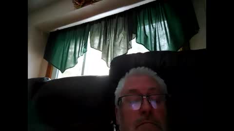 Snapshot of part86 chatting on 8, 2, 2025 part86 online show from 8, 2, 2025