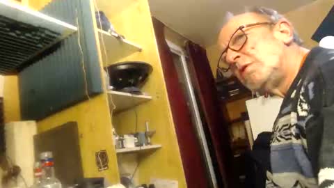 Snapshot of pascal88881 chatting on 6, 12, 2024 pascal88881 online show from 6, 12, 2024