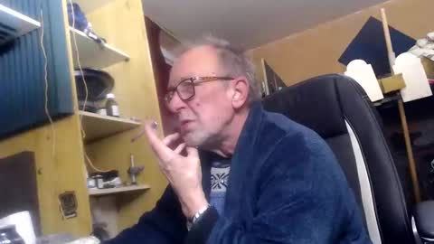 Snapshot of pascal88881 chatting on 8, 12, 2024 pascal88881 online show from 8, 12, 2024