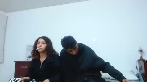 Snapshot of pasionados chatting on 18, 10, 2025 pasionados online show from 18, 10, 2025