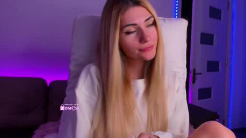 Snapshot of passionkc chatting on 14, 12, 2025 passionkc online show from 14, 12, 2025