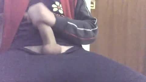 Snapshot of patatini784 chatting on 15, 12, 2024 patatini784 online show from 15, 12, 2024