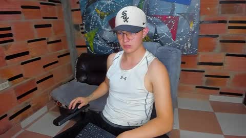 Snapshot of patrik027 chatting on 5, 2, 2025 .... online show from 5, 2, 2025