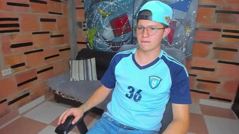 Snapshot of patrik027 chatting on 14, 2, 2025 .... online show from 14, 2, 2025