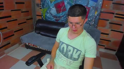 Snapshot of patrik027 chatting on 11, 3, 2025 .... online show from 11, 3, 2025