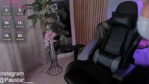 pau_star_ online show from 12, 9, 2025