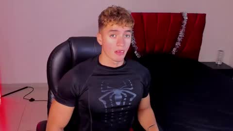 Snapshot of paul_george212 chatting on 20, 11, 2025 Paull George online show from 20, 11, 2025