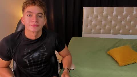 Snapshot of paul_george212 chatting on 28, 3, 2026 Paull George online show from 28, 3, 2026