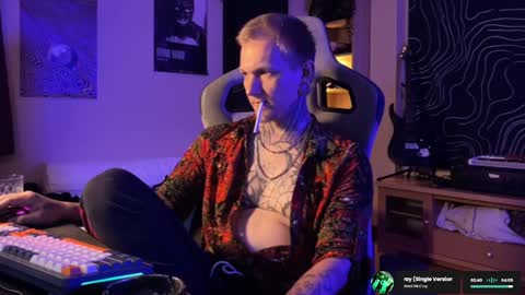 Snapshot of paul_razor chatting on 4, 6, 2026 Paul online show from 4, 6, 2026