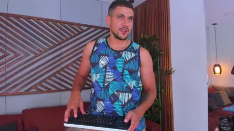 Paul Rivera online show from 25, 1, 2025