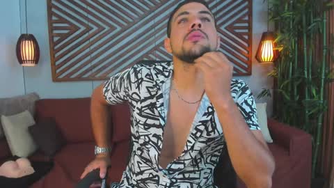 Paul Rivera online show from 30, 1, 2025