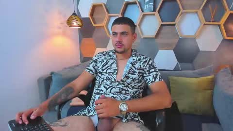 Paul Rivera online show from 21, 2, 2025