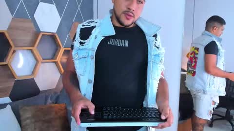 Paul Rivera online show from 24, 9, 2025