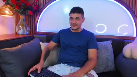 Paul Rivera online show from 4, 12, 2025