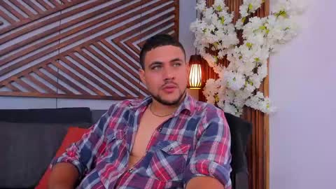 Snapshot of paul_rivera chatting on 21, 4, 2026 Paul Rivera online show from 21, 4, 2026